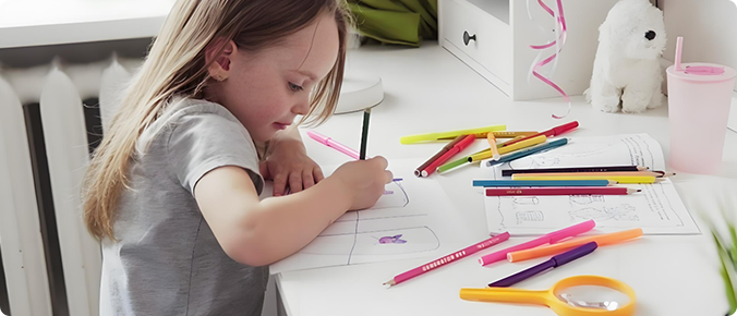 What is the difference between a highlighter and a marker?